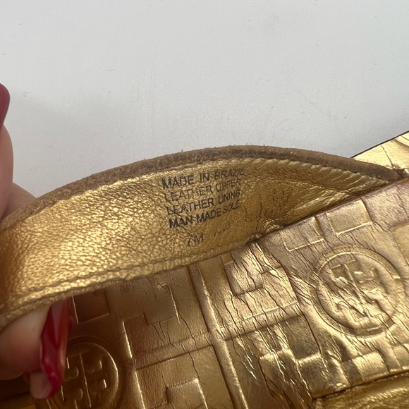 Tory Burch Gold Metallic Flip Flops - Picture 5 of 6